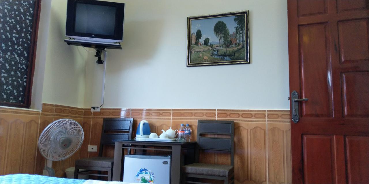 Backpackers Hotel Ha Tinh Exterior photo